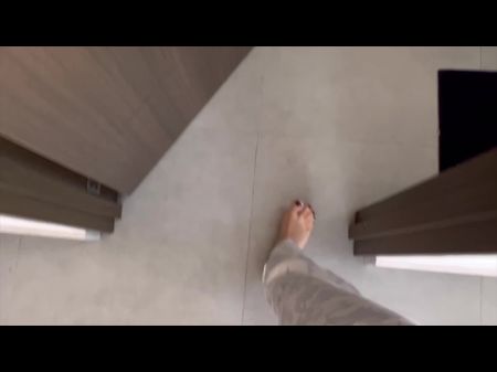 Me gusta bañarme con la esposa lesbiana de mi mejor amiga 