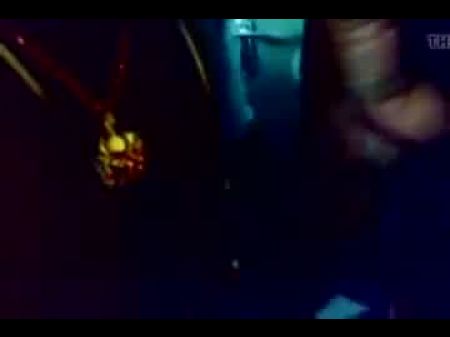 Mein Nachbar, wenn ihr Mann nicht zu Hause ist große Titten 