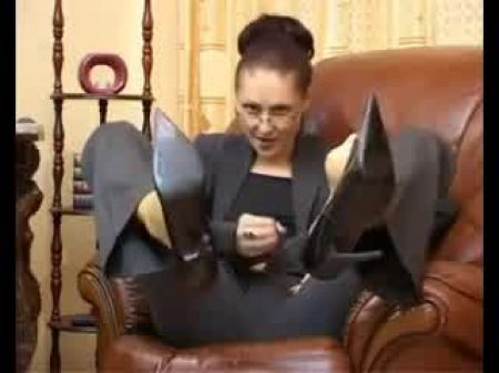 Sight At My Feet And Come In My Footwear , Perv !