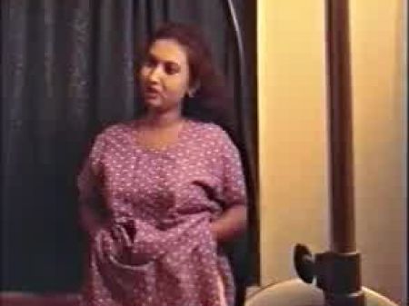 За кулисами видео на съемке съемки Mallu B 