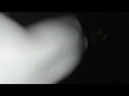 BBW Schlampe böser Jess schüttelt ihren Arsch und Pisse 