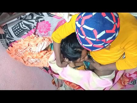 Desi Maida Ko Pelae Kar Di Raat Me Sande Ko 