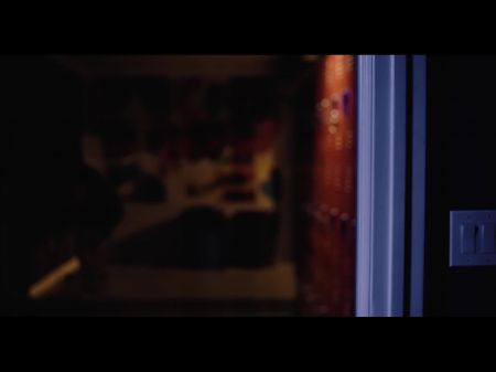 拥有的女士教导Bratty Melody标记了一个课程，头脑他妈的女同性恋