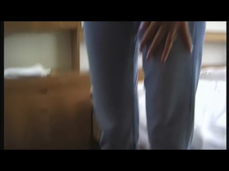 يوضح لك جبهة مورو البليون بوسها الحلق قرنية ، هل تريد أن تضعه فيه؟ 