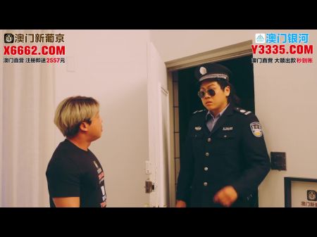 Recogió a una pequeña y linda chica asiática con un culo gordo y grandes tetas, me dejó follarla todo el día 