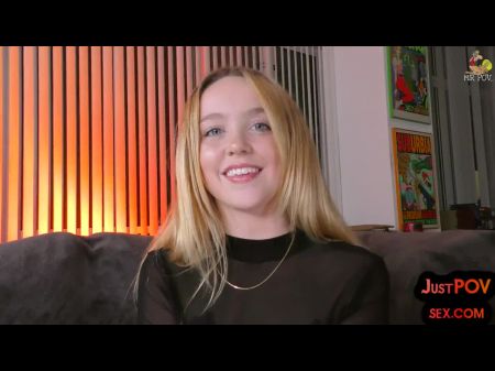 21yo业余肛门pov gf gf被BF在特写中搞砸了