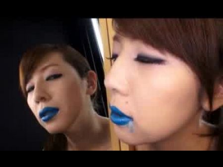 Testen der Ausdauer des Lippenstifts, Küsse Experiment 