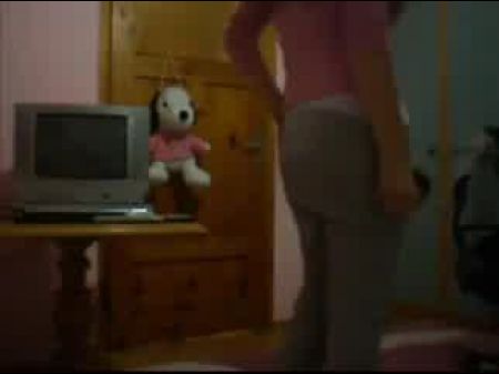 Rica Pendeja Por Webcam Mostrando El Orto 