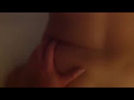 Sweety Mia Doggy Fucking Titten schütteln zum Orgasmus 