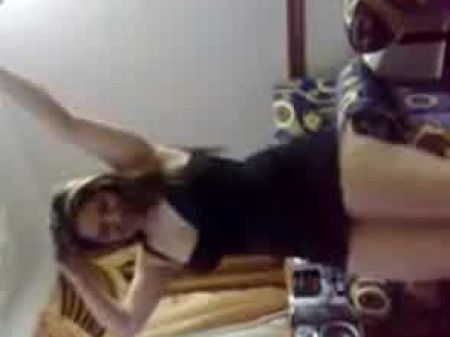Stomach Dance - Chick From Ismalia ( Egypt )