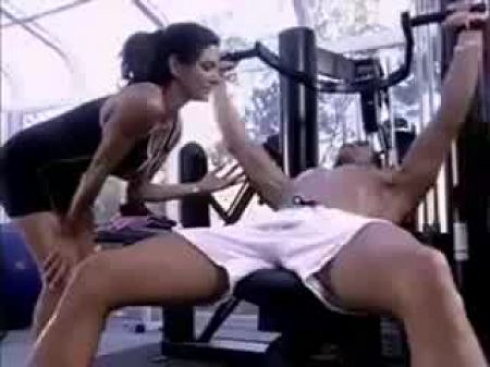 Dale Dabone & Sydnee Steele Ficken und Saugen -Fitnessstudio 