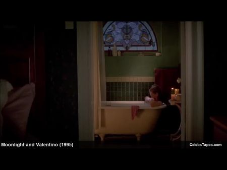 إليزابيث بيركنز وجوينيث بالترو عارية ومثيرة في الفيلم 