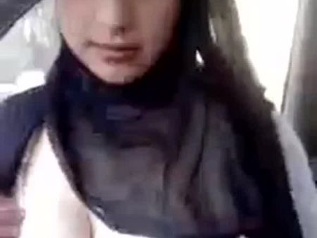 Arab . Realy Tastey Gal Demonstrate Knocker