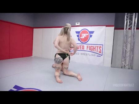 Rough lesbische Wrestling, Göttin Kyaa Chimera gegen Kaiia Eva 