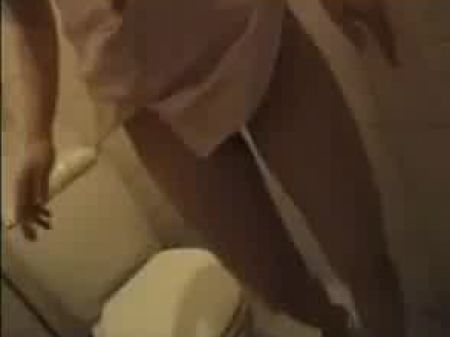 Японский настоящий общественный секс 