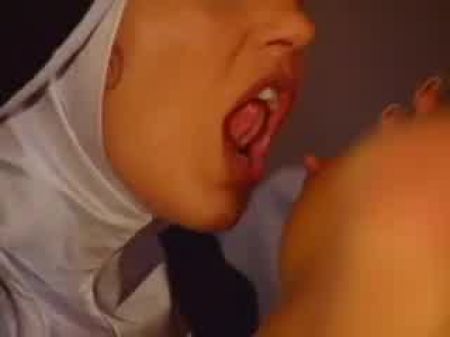 Freiras Naughty 1 