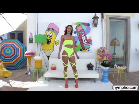 Nympho ، لطيف في سن المراهقة Catalina Ossa يحب الكريمة 