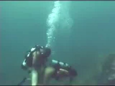 水下