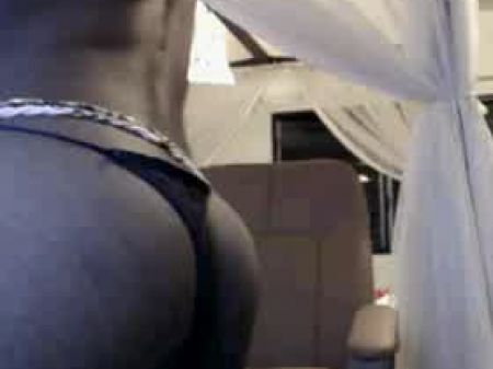 Camgirl From Africa (20 Yrs . Youthful Virgin)