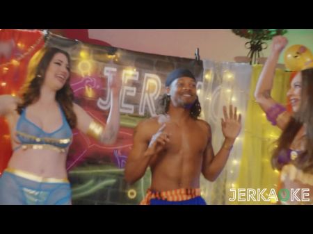 Jerkaoke与参赛者粗糙他妈的变得疯狂