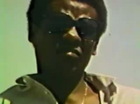 Duel in the Desert Lily Rodgers يحصل مارس الجنس بواسطة 2 BBC