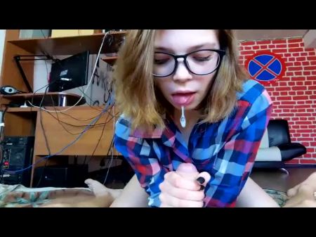 Opiskelija Tekee Lempea Oral Job Ja Back Ratsastus - Pov