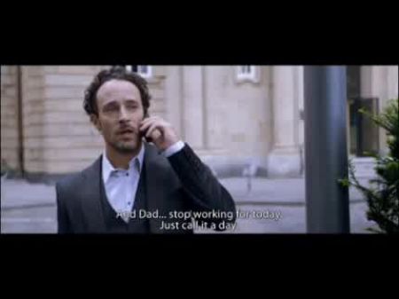 Unsicherbare Liebe. Heiße Deutsche Lesben Romantische Küssen Drama 