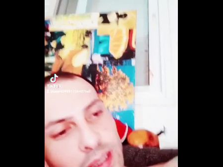这里的性爱电影还有许多其他与Shoni有关的