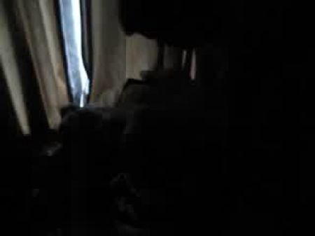 Mi mejor amigo follando a mi novia rubia 