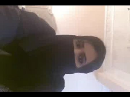 Arabe Hijab Bzezel Kber Kahba 