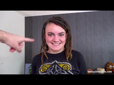 Dreadlocked und haariger europäischer mögen es rau 