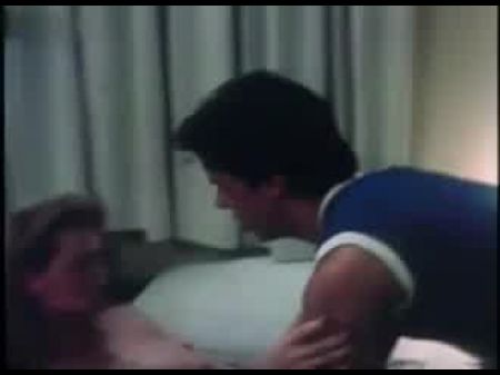 Bea Fiedler , Sonja Martin In Lemon Popsicle 4 (israel 1983)