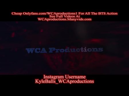 带我的继母第3部分的海滩更衣室