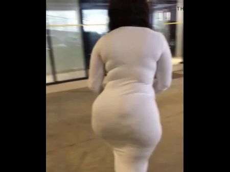 Großer Arsch laufen in Kleid 