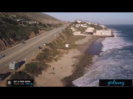 – Is Group-fucked Rough By A Vampire Coven