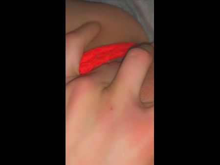 I Enjoy Wetting My Cunny For You