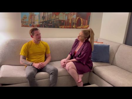 Stepson Alex Envy Comes Find His Stepmother Danni Jones To Get Her To Come Home Any Way He Can