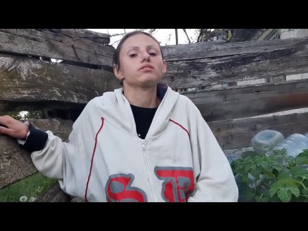 我在祖母的村庄里，在可能的女同性恋糖果