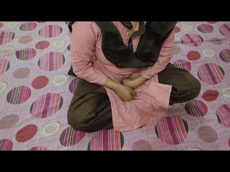 indische Schule Stiefbruder Strumpf mit Stiefschwester und zusammenkommt im Badroom und Desi Creampi Sex in Hindi 