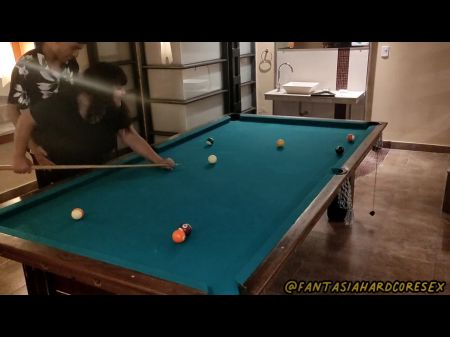 Massagens quentes para minha melhor amiga até que eu quebro suas nádegas com meu pau FantasiahardCoresex 