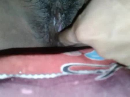 我的处女gf猫手指给我
