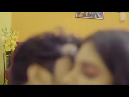 Bhabhi Ne Mujhko Di Or Mere Dost Ko Bhi Dee