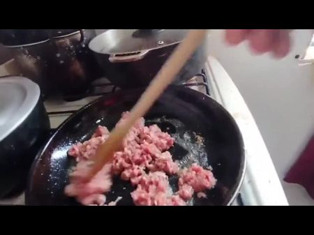 Tutorial On How To Cook With My Hot Colombian Stepsister ( Horny Concluding ) - Andreandvictor