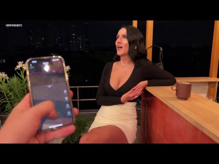 Сексуальная девушка сосет член в туалете ночного бара в Париже. Lovense Lush Control Public 