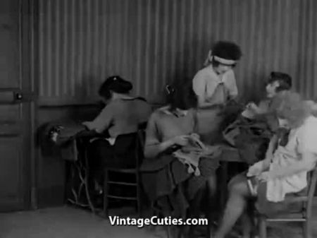 Blessed Teenagers Bang And Slap Each Other (1920s Vintage)