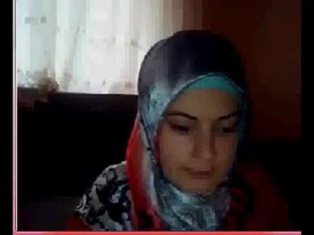 Turkish Sweet Turbanli Showing Her Melons