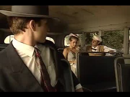 Bonita Nena Follada En Furgoneta 