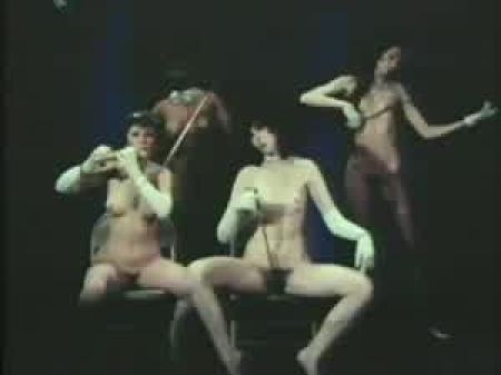 Burlesk Strip Show 