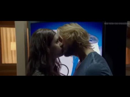 Alexandra Anna Daddario - 