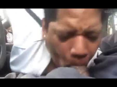 DopeFiend chupa con un fav de nariz líquida 